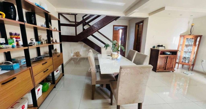 Casa 3 Quartos a Venda em Piratininga