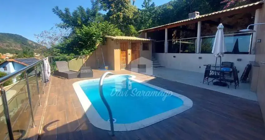 Casa com 4 quartos à venda na Rua dos Corais, Jardim Imbuí, Niterói