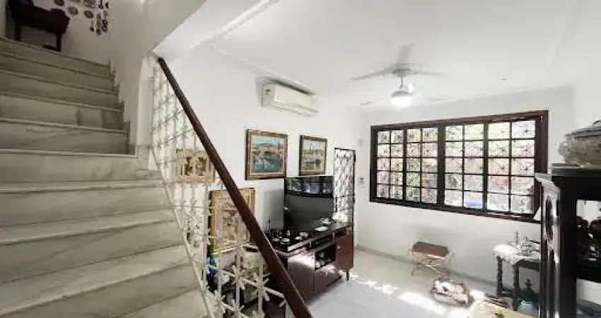 Casa com 3 quartos à venda na Rua Desembargador Lima Castro, Fonseca, Niterói