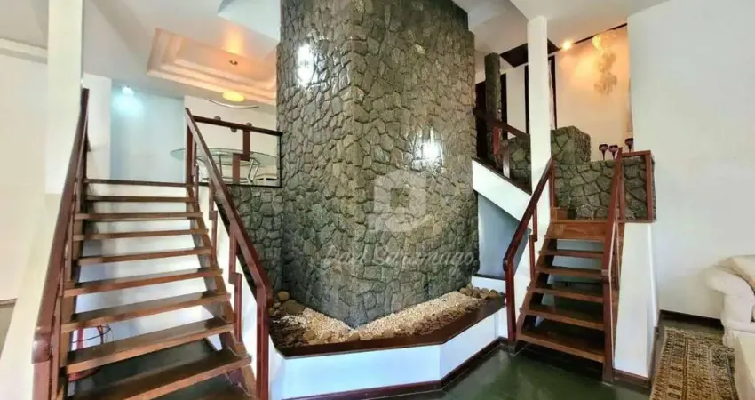 Casa com 6 quartos à venda na Rua Doutor Diógenes Travessa, São Francisco, Niterói