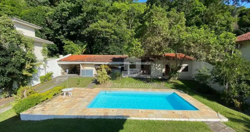 Casa com 4 quartos a venda por R$ 2.200.000  Itaipu  Niterói RJ