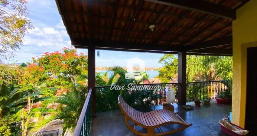 Casa com 6 quartos à venda na Rua dos Corais, Jardim Imbuí, Niterói