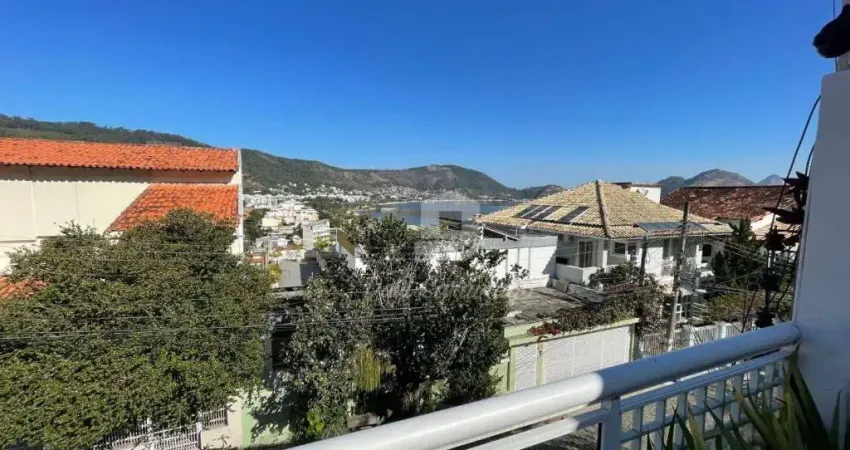 Casa com 5 dormitórios à venda, 290 m² por R$ 1.785.000,00 - São Francisco - Niterói/RJ