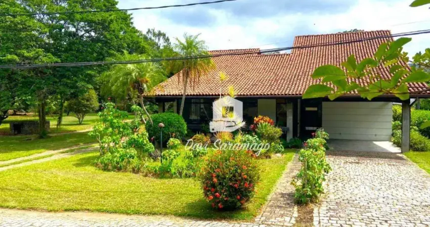 Casa com 5 quartos à venda na Rua Reitor Argemiro de Oliveira, Maria Paula, Niterói