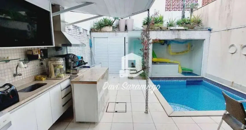 Casa com 3 quartos à venda na Rua Araribóia, São Francisco, Niterói