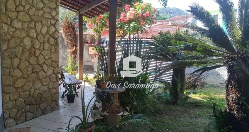 Casa com 5 quartos à venda na Rua Juriti, Santo Antônio, Niterói