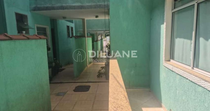 Casa com 2 quartos à venda na Rua Alfenas, Bento Ribeiro, Rio de Janeiro