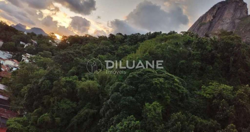Apartamento com 3 quartos para alugar na Rua Viúva Lacerda, Humaitá, Rio de Janeiro