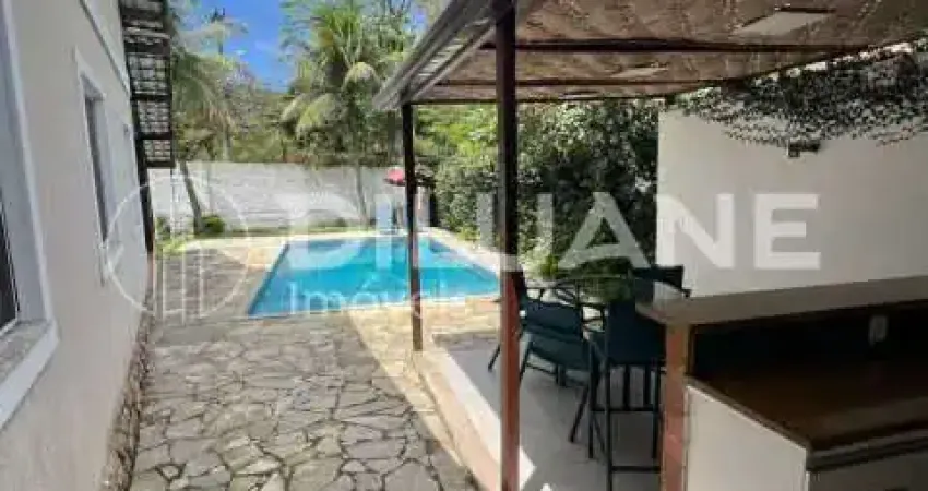 Casa em condomínio fechado à venda na Avenida Irene Lopes Sodré, Engenho do Mato, Niterói