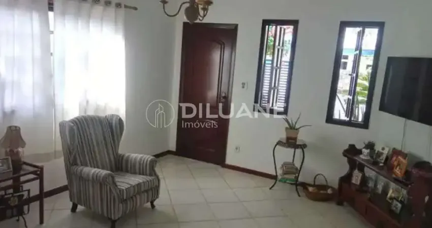 Apartamento com 5 quartos para alugar na Rua Juriti, Itaipu, Niterói