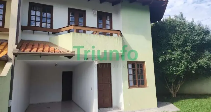 Casa com 3 quartos à venda na Rua Luiz Lucca, 201-4, São Braz, Curitiba