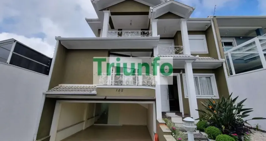 Sobrado com 4 quartos  à venda, 298.00 m2 por R$1690000.00  - Sao Braz - Curitiba/PR