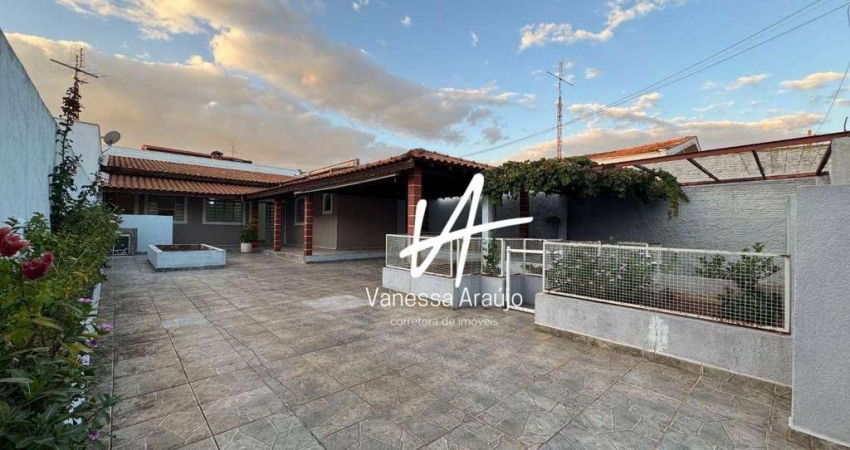 Casa com 2 dormitórios à venda, 100 m² por R$ 480.000,00 - Vila Carlota - Sumaré/SP