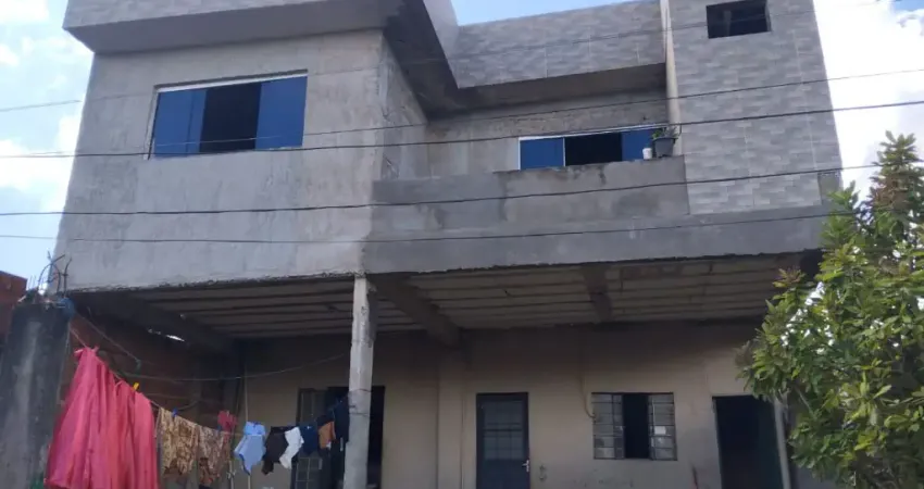 SOBRADO A VENDA NA IAPI CHÁCARA 08 GUARA  II