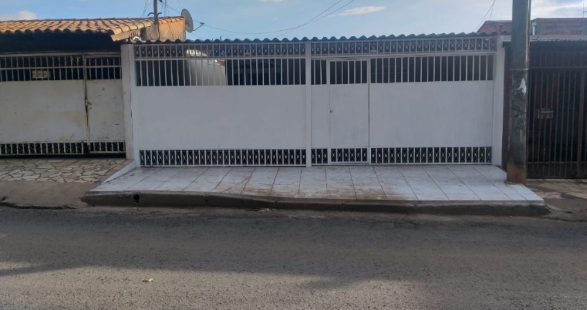 Ótima casa a venda  na quadra 629 samambaia Norte DF