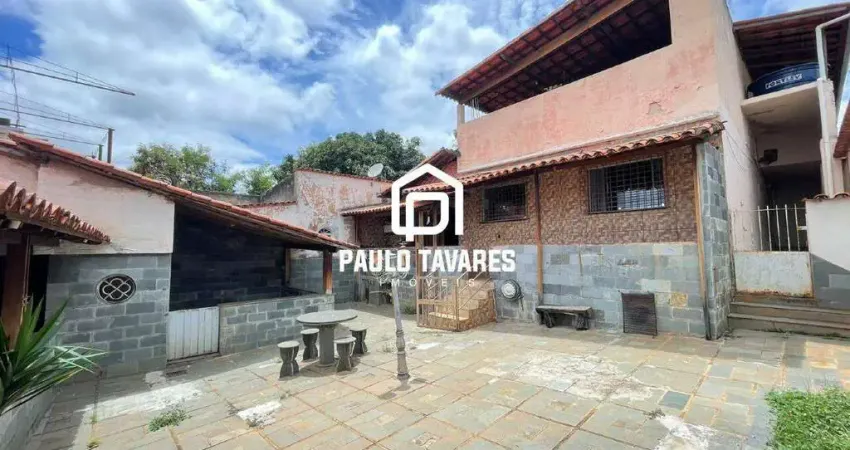 Casa a venda no bairro Palmeiras, Belo Horizonte - MG.