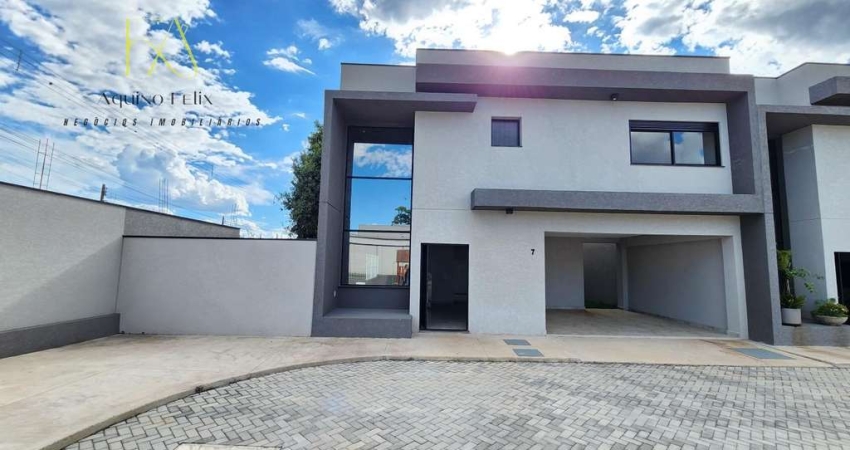 Casa em Condomínio para Locação em Atibaia, Loteamento Jardim Morumbi, 3 dormitórios, 3 suítes, 4 banheiros, 2 vagas