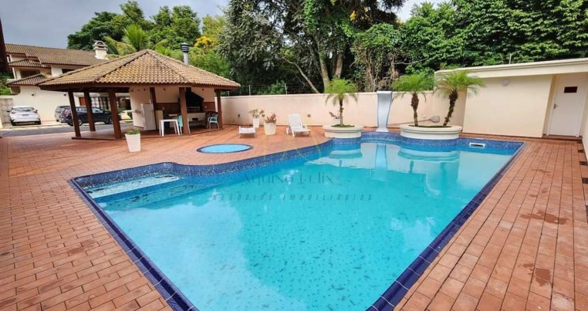 Casa em Condomínio para Locação em Atibaia, Jardim Itaperi, 3 dormitórios, 3 suítes, 5 banheiros, 2 vagas