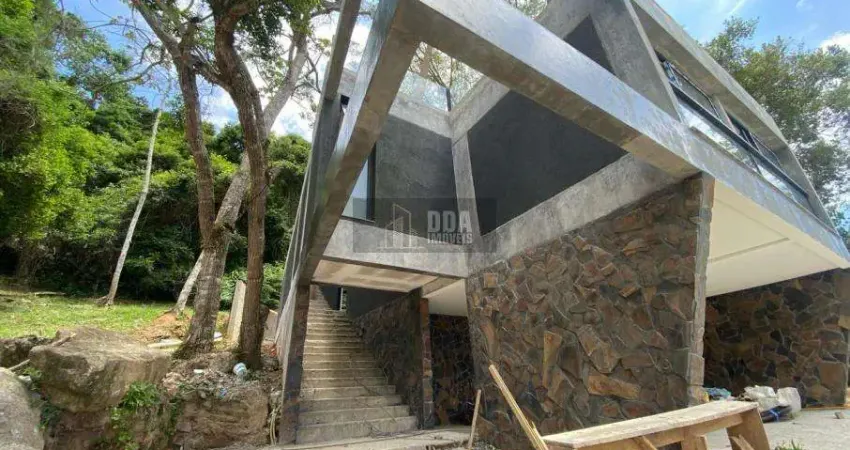 Vista mar em condomínio alto padrão entre jurerê/canasvieiras