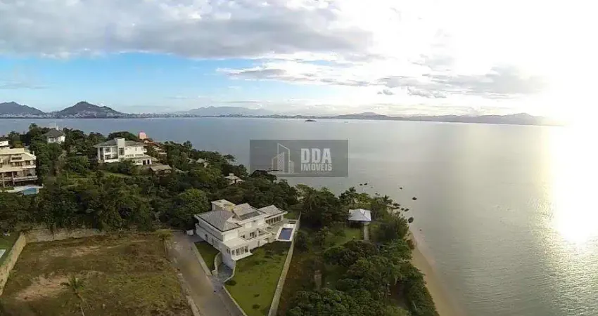 Terreno à venda no Cacupé, Florianópolis 