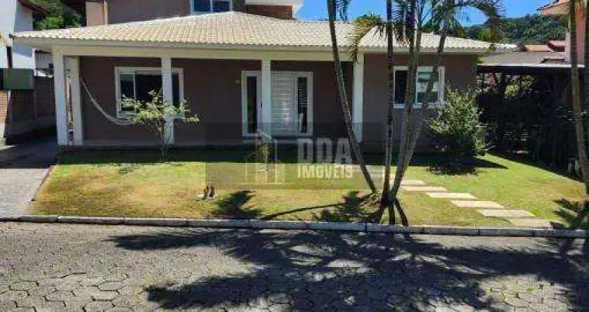 Casa com 5 quartos à venda na Rua Gécio de Souza e Silva, Sambaqui, Florianópolis