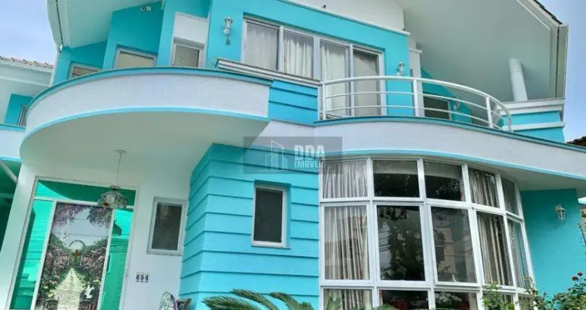 Casa com 3 quartos à venda em Jurerê, Florianópolis 
