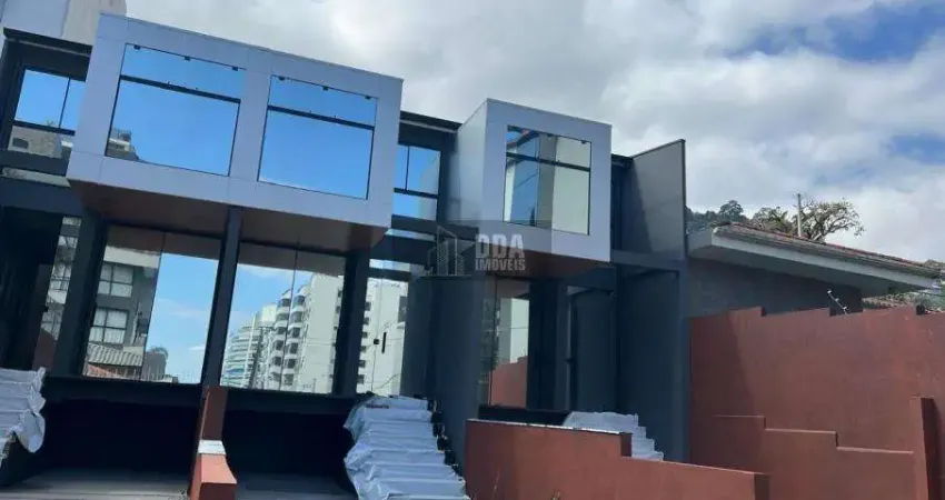 Casa com 3 quartos à venda na Rua Allan Kardec, Centro, Florianópolis