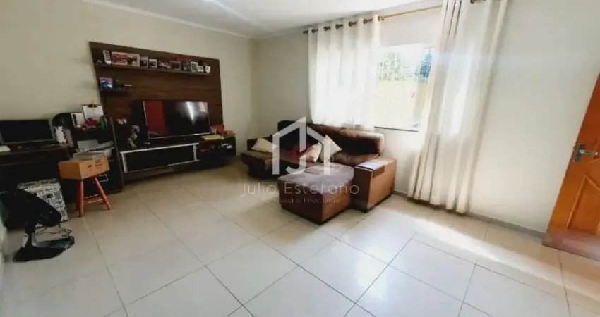 Casa com 3 quartos à venda na Rua das Camélias, Campos Elíseos, Taubaté