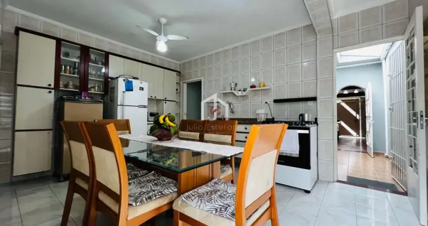 Casa com 2 quartos à venda na Rua Voluntários da Pátria, Vila das Jabuticabeiras, Taubaté