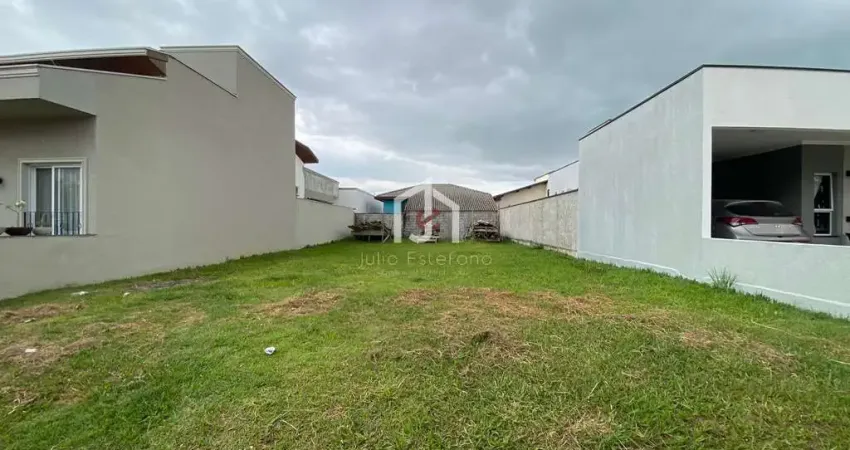 Terreno em condomínio fechado à venda no Parque Pinheiros, Tremembé 