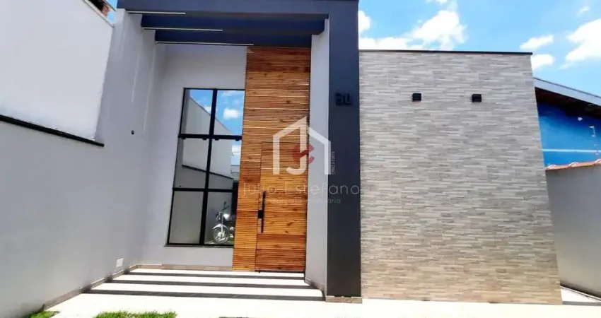 Casa com 3 quartos à venda na Rua Maria Aparecida Soares, Esplanada Santa Helena, Taubaté