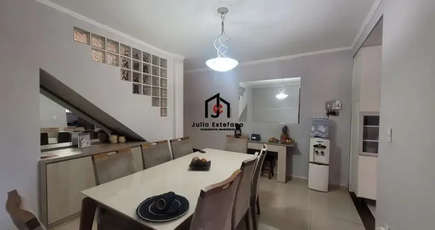 Casa com 5 quartos à venda na Rua Marcônia, Vila Jaboticabeira, Taubaté