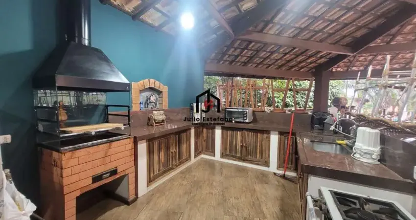 Chácara / sítio com 4 quartos à venda na Estrada do Barreiro, Barreiro, Taubaté