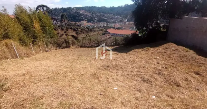 Terreno à venda na Vila Abernéssia, Campos do Jordão 