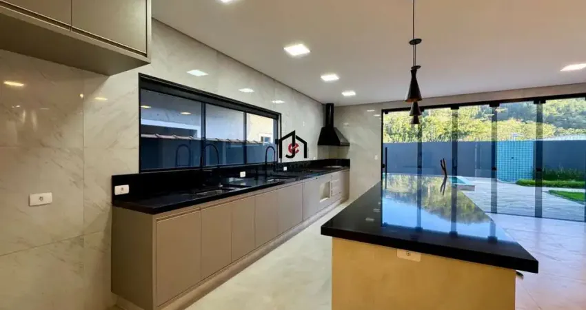 Casa em condomínio fechado com 3 quartos à venda no Jardim Carolina, Ubatuba