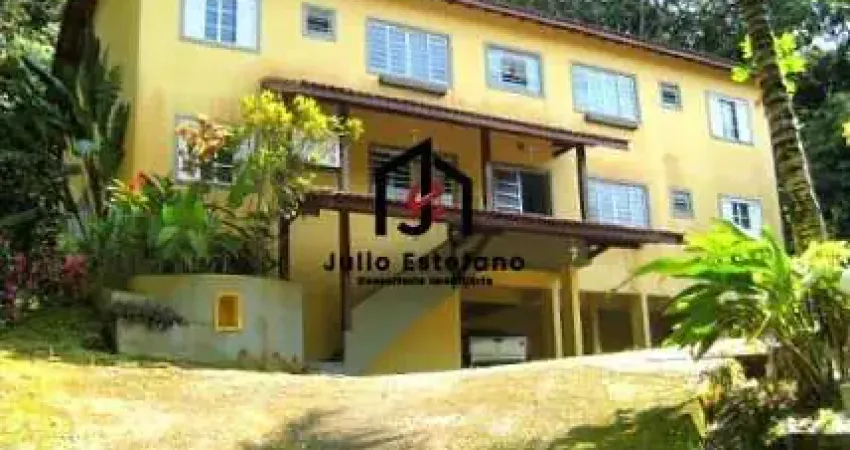 Prédio à venda na Enseada, Ubatuba