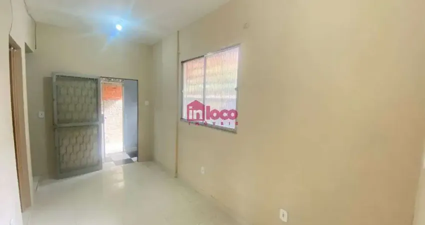 Casa com 2 quartos para alugar na Seabra Filho, 1217, Inhoaíba, Rio de Janeiro