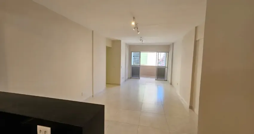Vendo apartamento em Tambaú, 125 m2 3 qts, João Pessoa/ PB.