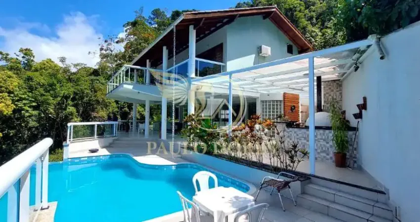 CASA COM VISTA PANORÂMICA DO MAR NA PRAIA DA LAGOINHA EM UBATUBA-SP