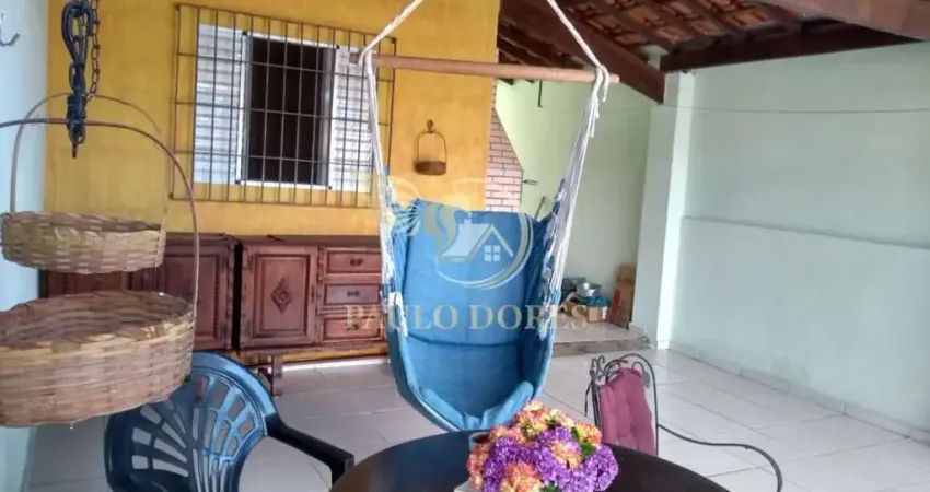 CASA COM 2 DORMITÓRIOS NA PRAIA DO PEREQUE- AÇÚ EM UBATUBA-SP