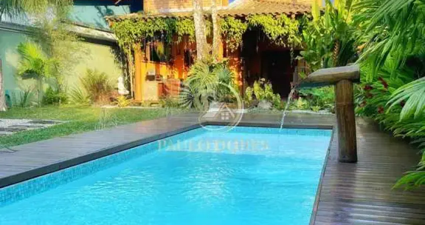 CASA LUXUOSA À VENDA A MENOS DE 120 MTRS DA PRAIA DO PEREQUÊ-AÇÚ UBATUBA-SP