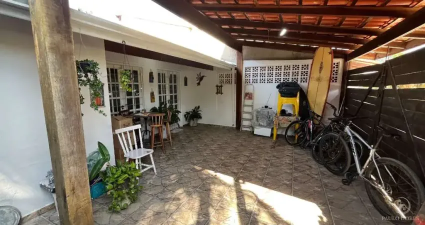 Casa Geminada a 100m da Orla do Itaguá Ubatuba/SP - Localização Privilegiada