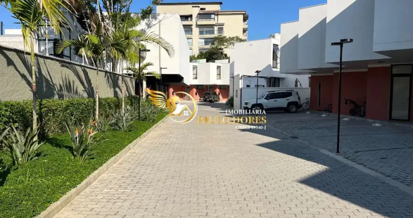 CASA A VENDA EM CONDOMINÍO FECHADO NA PRAIA DO ITAGUA UBATUBA-SP