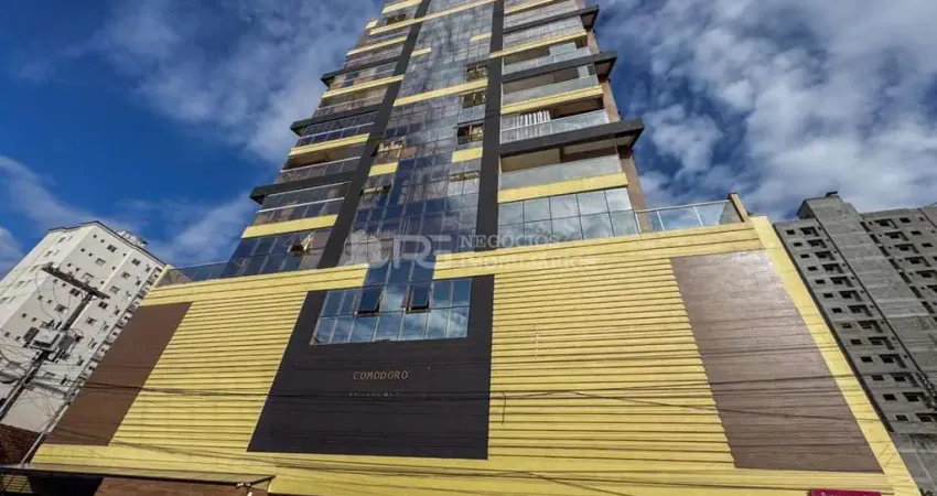 Apartamento finamente mobiliado e decorado, meia praia, itapema - sc