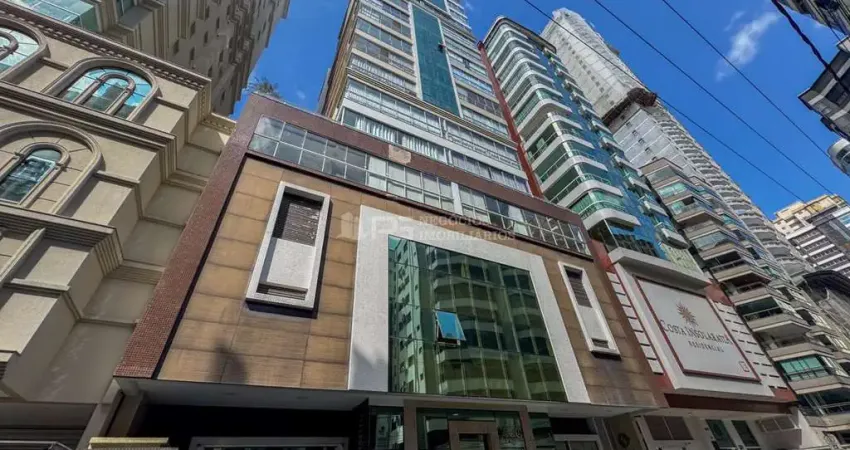 Apartamento com 4 quartos à venda na Rua 254, 133, Meia Praia, Itapema