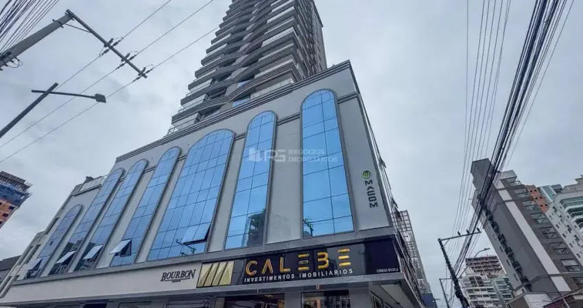 Apartamento com 3 quartos à venda na Rua 246, 584, Meia Praia, Itapema