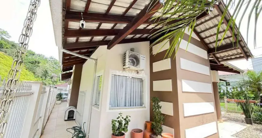 Casa com 3 quartos à venda no Centro, Gaspar 