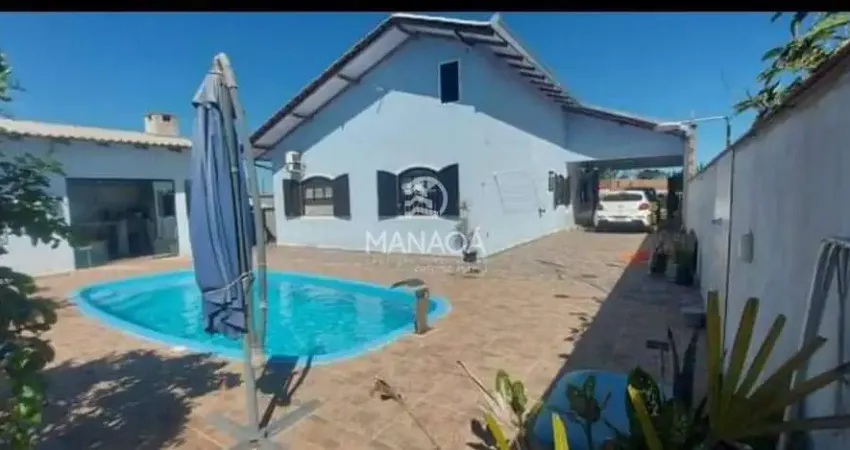 Casa espaçosa - aceita permuta por casa menor no mesmo bairro.