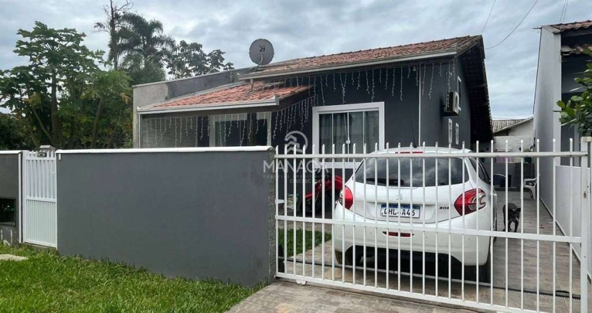 casa com suíte, churrasqueira, jacuzzi e vagas para 3 carros