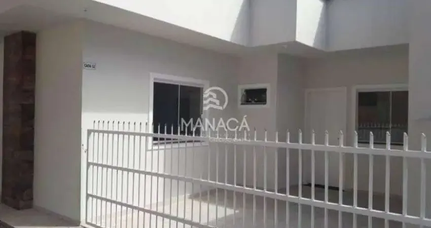 Casa 2 quartos (1 suíte) sala e cozinha conjugadas no São Cristóvão